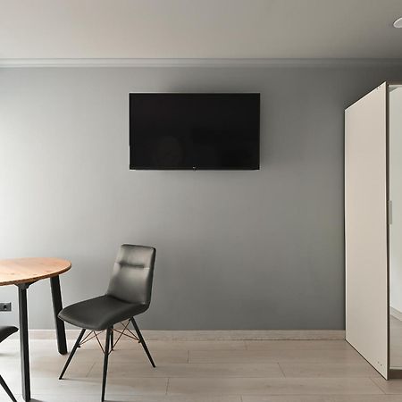 Loft Design Studio Apartment & Free Parking Riga Exteriér fotografie